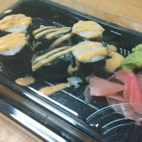 S32. Spicy White Tuna Roll.