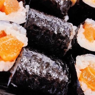 S21. Salmon Roll