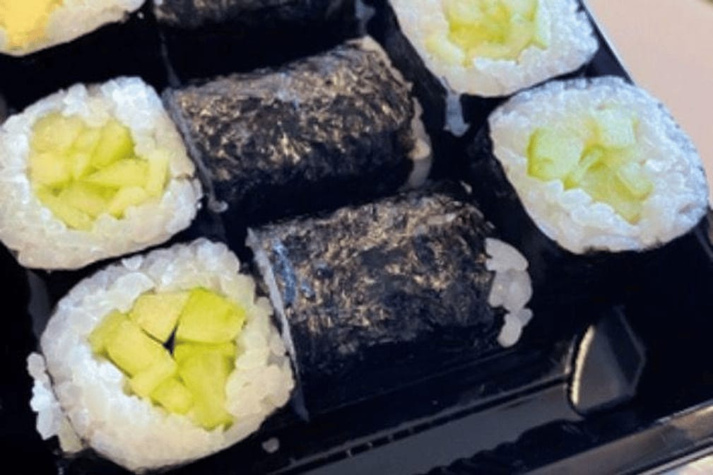 S19. Cucumber Roll.