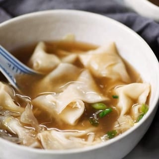 Sd. Wonton Soup - 云吞汤