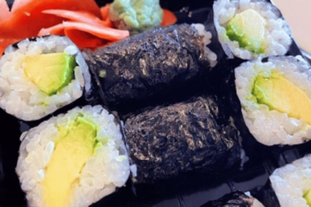 S17. Avocado Roll.